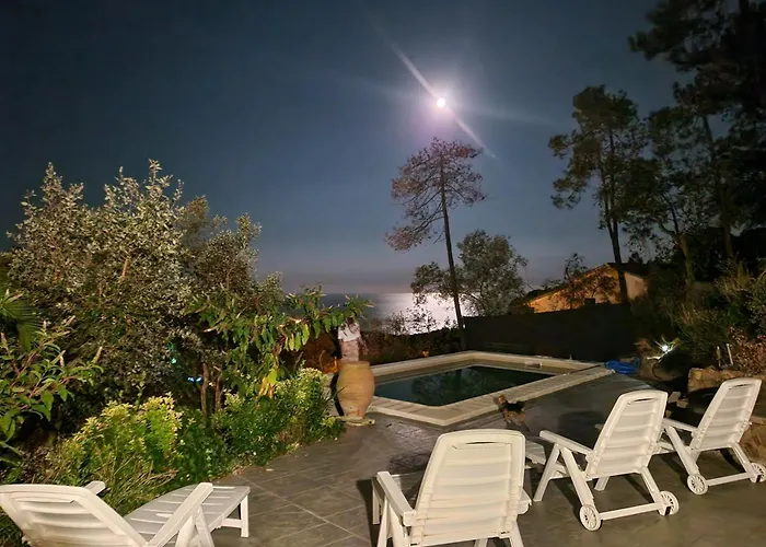 Villa 200 M2 5 Chambres, Piscine, Vue Sur Mer