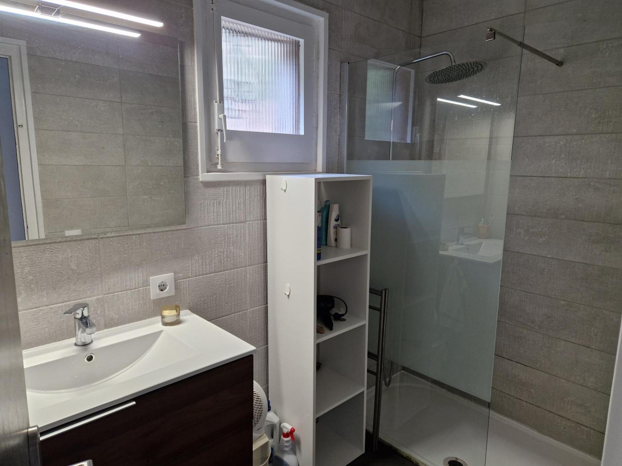 200 M2 5 Chambres, Piscine, Vue Sur